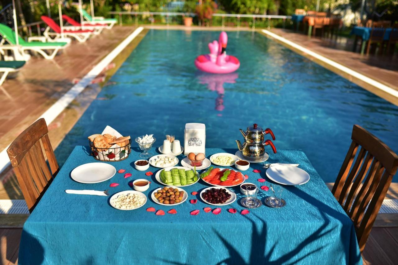 Guentur Hotel & Restaurant Gocek  Exterior photo